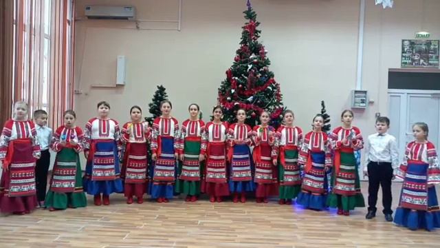Вас поздравляет ансамбль "Колосок" ДШИ "Овация" смотреть онлайн