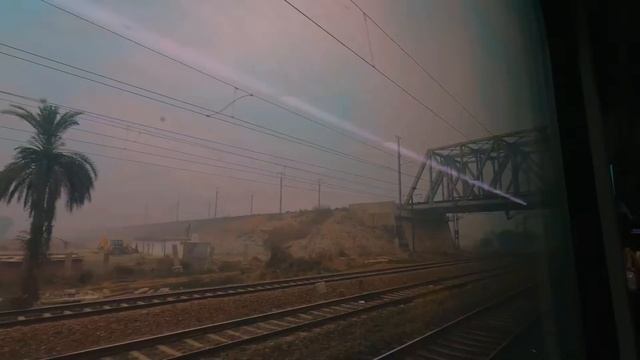 First Class on India’s SHOCKING high-speed train! смотреть онлайн