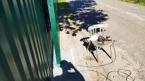 Установка профлиста на ворота с нюансом