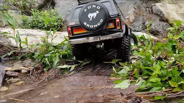 RC카 Traxxas TRX4 Ford Bronco Waterfall Rock Crawling смотреть онлайн