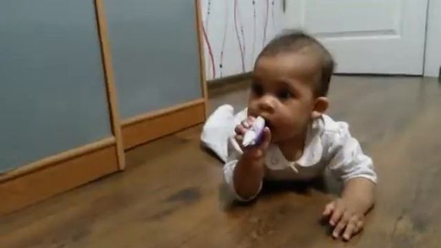 Ползет как лягушка смотреть онлайн