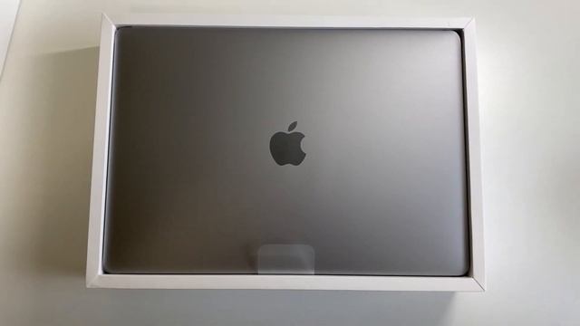MacBook Pro 13'' unboxing смотреть онлайн