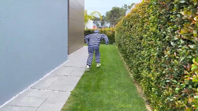 Ruby and Bonnie learns basic safety rules for children смотреть онлайн