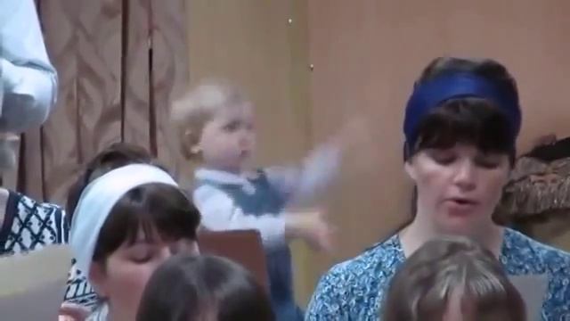 Мега прикол! Этот ребенок знает свое будущее на эстраде! смотреть онлайн