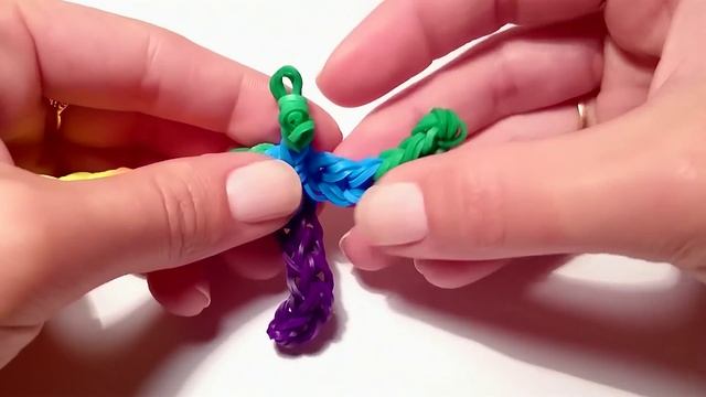 Как сплести СКРИПИЧНЫЙ КЛЮЧ только крючком, БЕЗ СТАНКА, Радужки Rainbow Loom смотреть онлайн
