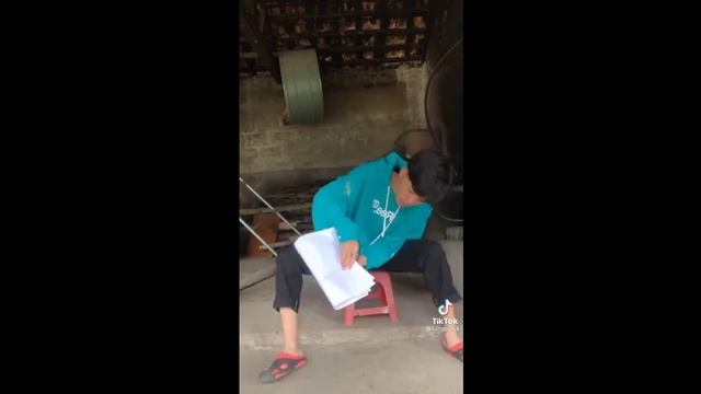 Lagyan Natin Ng Tatlong Basong Kutsara Funny Videos Compilation Tawa lang Kahit Maraming problema смотреть онлайн