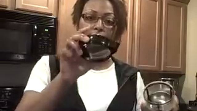 Reviews Mr. Coffee IDS77 Electric Coffee Grinder with Chamber Maid Cleaning System.flv смотреть онлайн