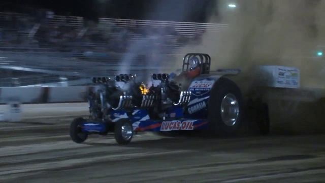 Git-R-Done - Ukiah 2011 смотреть онлайн