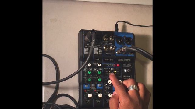 Review / Demo Yamaha MG06X смотреть онлайн