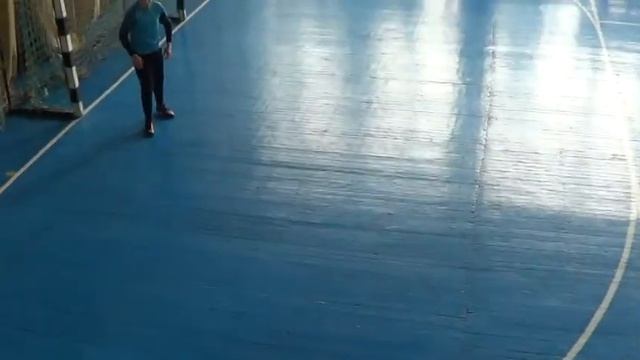 Футбольная школа"Харьков"-"Мерефа"2003/2004,открытое первенство области,лига 2004,1тайм смотреть онлайн