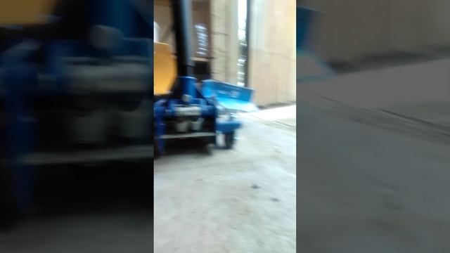 как легко поменять верёвку на заводилке генератора триммера газонокосилки и натянуть пружину смотреть онлайн