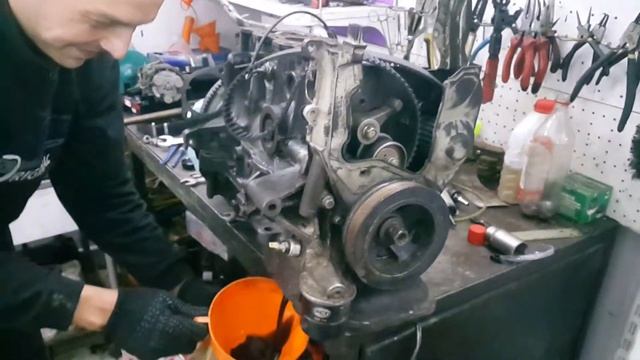 Замена масла в 4G93 смотреть онлайн