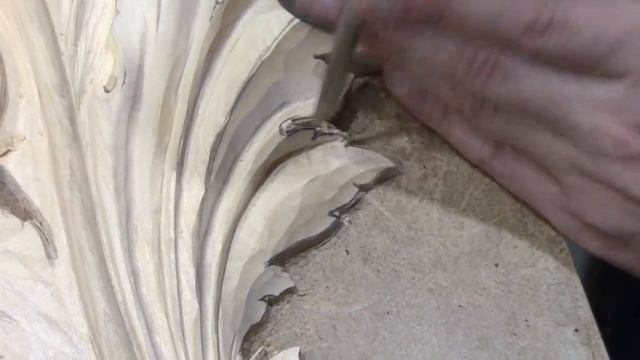 Резьба по дереву ,акантовый лист . Acanthus Woodcarving . 2 часть