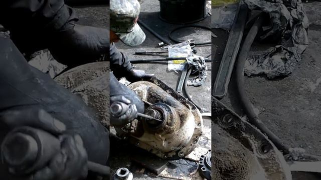 Mercedes-Benz, Differential Full Process of Maintenance смотреть онлайн