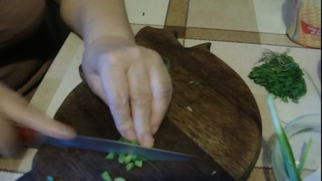 Салат из молодой капусты. смотреть онлайн