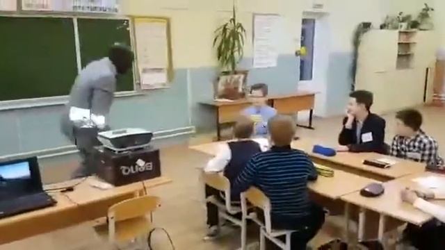 Встреча участников Английского Разговорного клуба школы Логос смотреть онлайн