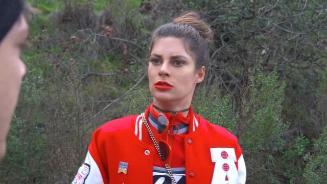 High School Club Showdown | Hannah Stocking смотреть онлайн