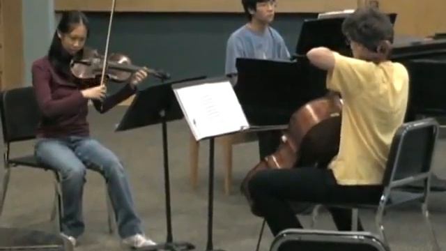 Beethoven Piano Trio 4 "Ghost", Presto смотреть онлайн