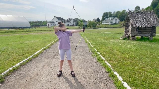 Даша и Кира гуляют на ферме и кормят лошадок Фалабелло | Kids Videos | Outdoor Funny Game For Kids