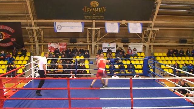 САМОХВАЛОВ Арсений vs ШТОФАСТ Виктор смотреть онлайн