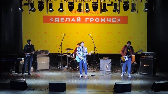 «Всё ещё холодный» - «Танцы» (2023) смотреть онлайн