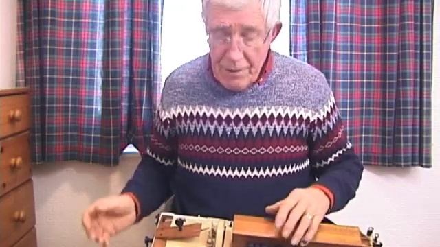 New Sturdygurdy demo playing "Archibald McDonald of Keppoch" смотреть онлайн