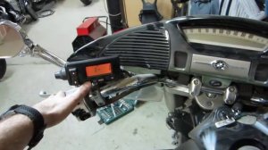 Установка MP3 проигрывателя на Yamaha XVZ1300 Royal Star Venture