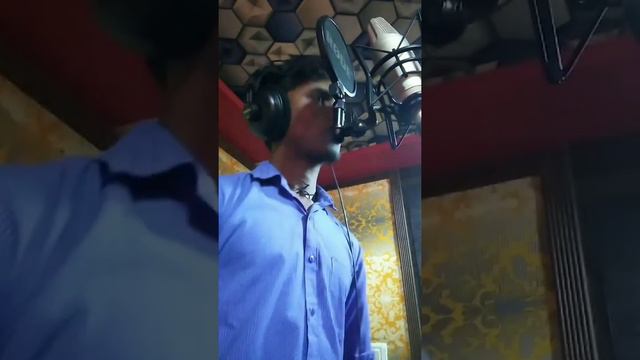देखी ऐ सिनगर राहुल कुमार live recording song kese gate hai смотреть онлайн