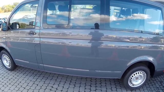 NEW Volkswagen Transporter T6 Kombi 2.0 TDI