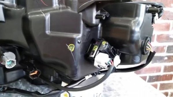 Ниссан Х Трейл Т32 Nissan X Trail T32 Фара передняя линзованная диодная Led ксенон новый оригинал