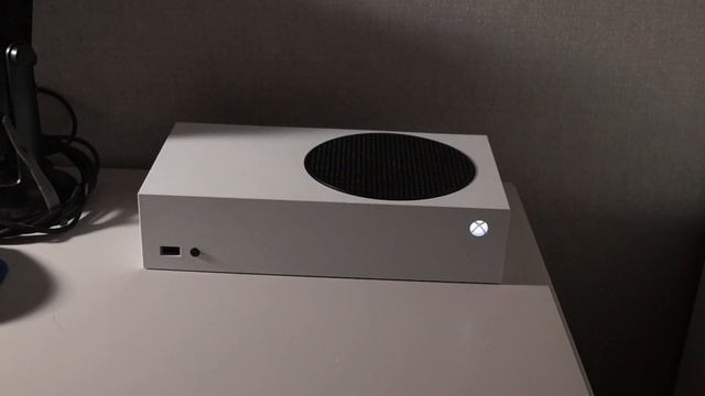 КУПИЛ Xbox Series S - ОБЗОР И РАСПОКОВКА В 2022 - Впечатления геймера.