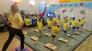 Разминка на степах.