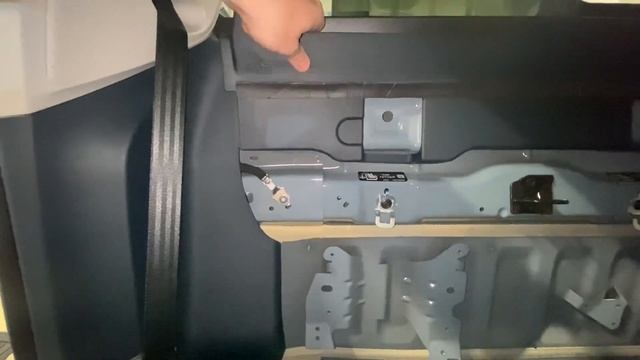 FORD MAVERICK REAR SPEAKER REMOVAL (How To) смотреть онлайн