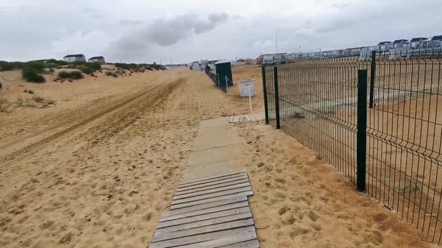 Это пляж почему так происходит? смотреть онлайн