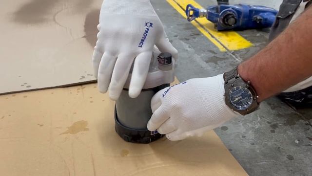 Présentation Airless Portatif UltraMax Graco | Peinture Bricolage et Décoration - Cdecomania смотреть онлайн