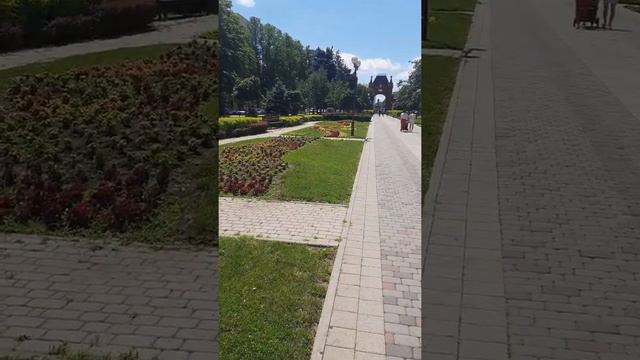 Прогулка по Красной улице. Брат первый раз в Краснодаре.#краснодар #краснодарскийкрай2022 смотреть онлайн