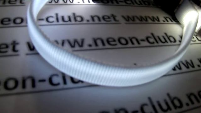 Ошейник светящийся для котов и мелких собак, белый XS 18-27 см led смотреть онлайн