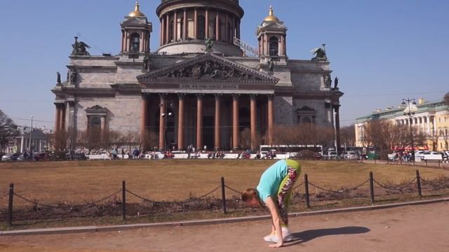ДЕЛАЙ ЙОГУ по достопримечательностям Санкт-Петербурга смотреть онлайн