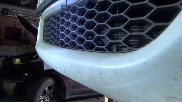 TOYOTA AYGO снимаю мотор.)) смотреть онлайн