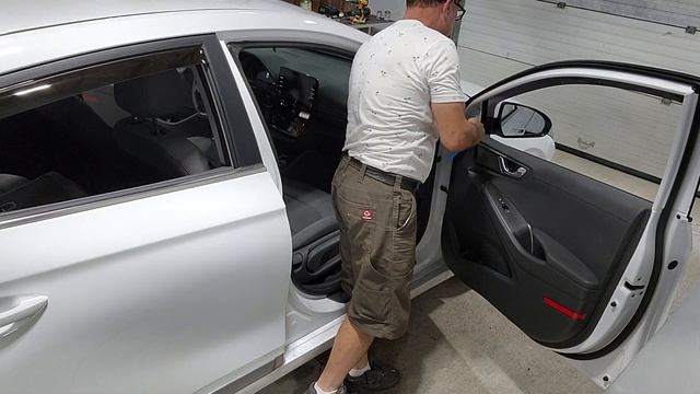 2021 hyundai ioniq door panel sweep removal смотреть онлайн