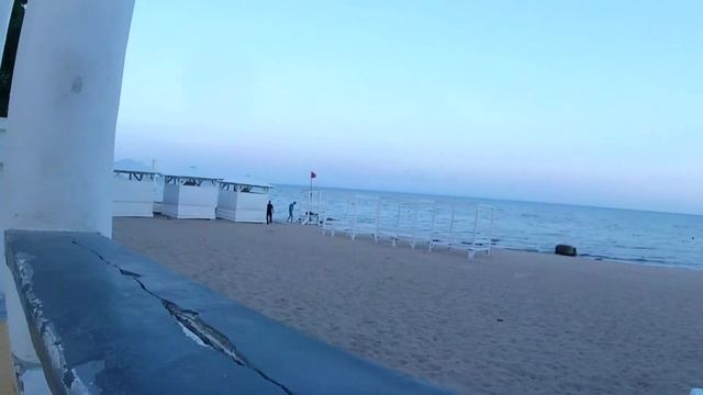 КРЫМ 2023 / Вечерняя прогулка по Евпатории / Люди есть ? смотреть онлайн