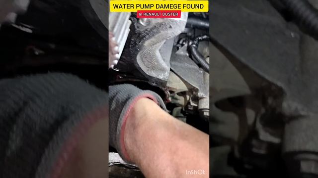 Water pump DAMEGE found in RENAULT DUSTER #shortsfeed#shortvideo#machanic#carrepair#car #motorrepai смотреть онлайн