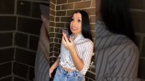 Как выглядит Алиса😁😁😁😁