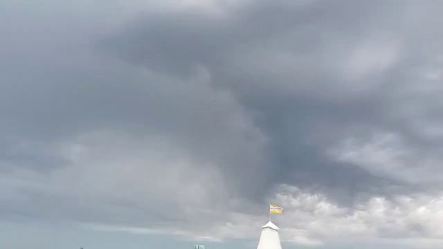 Держись Евпатория! Идёт ядрённая непогода!=) смотреть онлайн