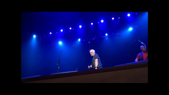 The Troggs Love Is Around In Perth Scotland смотреть онлайн