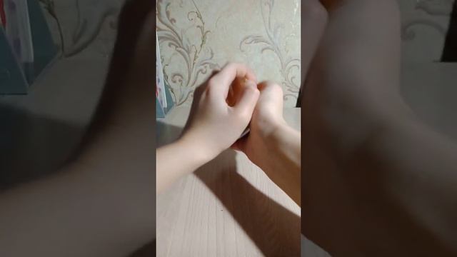 распаковка золотого и космического слайма.знаю некоторые слова неправильно написала乁( •_• )ㄏ смотреть онлайн