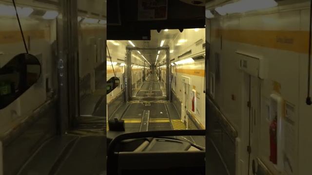 Лондон-Париж как на автобусе проеxали через Ла-Манш смотреть онлайн