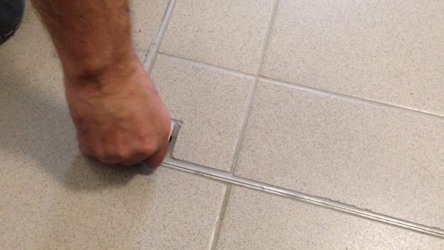 Защелки напольного люка МАКС частный дом http://lukimarket.ru/ смотреть онлайн