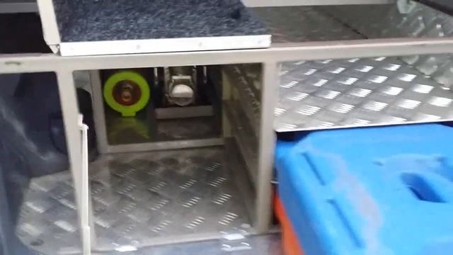 Спальник и ящики в Prado 95