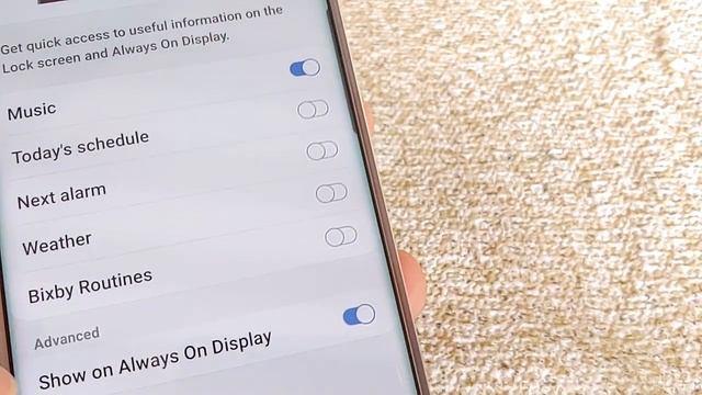 Samsung Note 10 plus - How to add face widgets on the lock screen смотреть онлайн